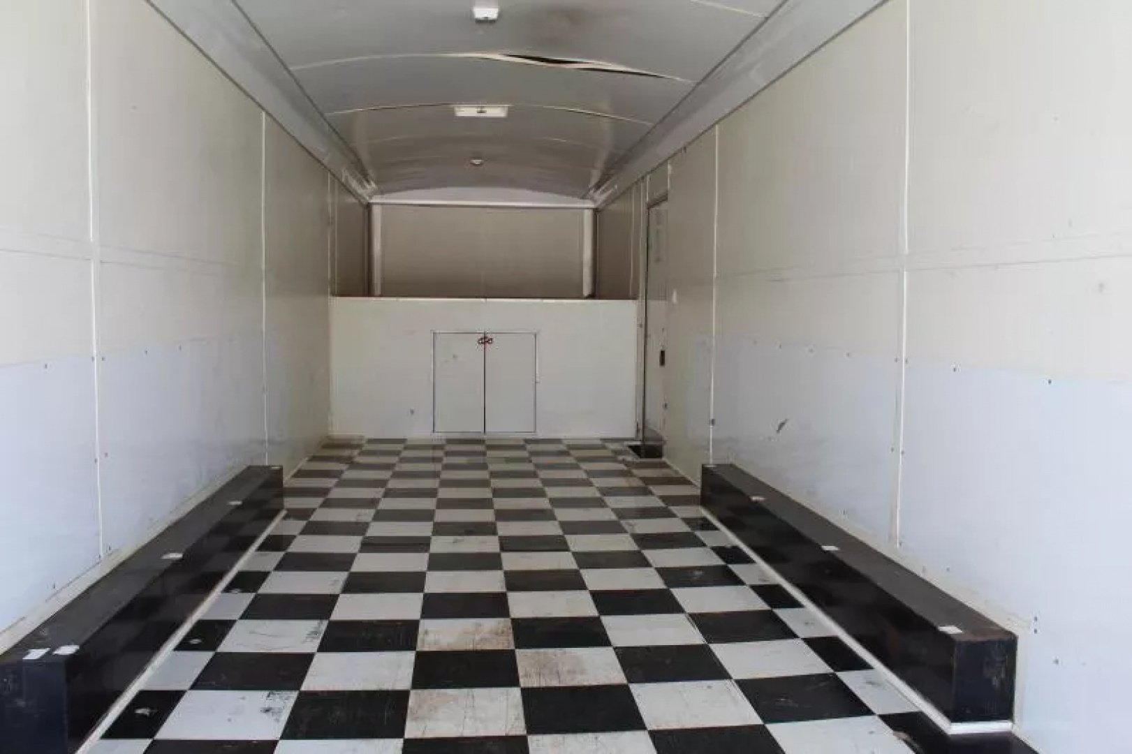Used 2005 Haulmark Trailers Gooseneck Cargo / Enclosed Trailer