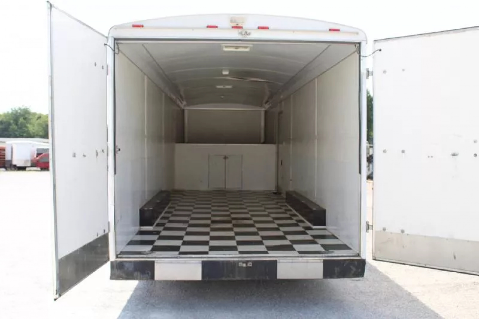 Used 2005 Haulmark Trailers Gooseneck Cargo / Enclosed Trailer