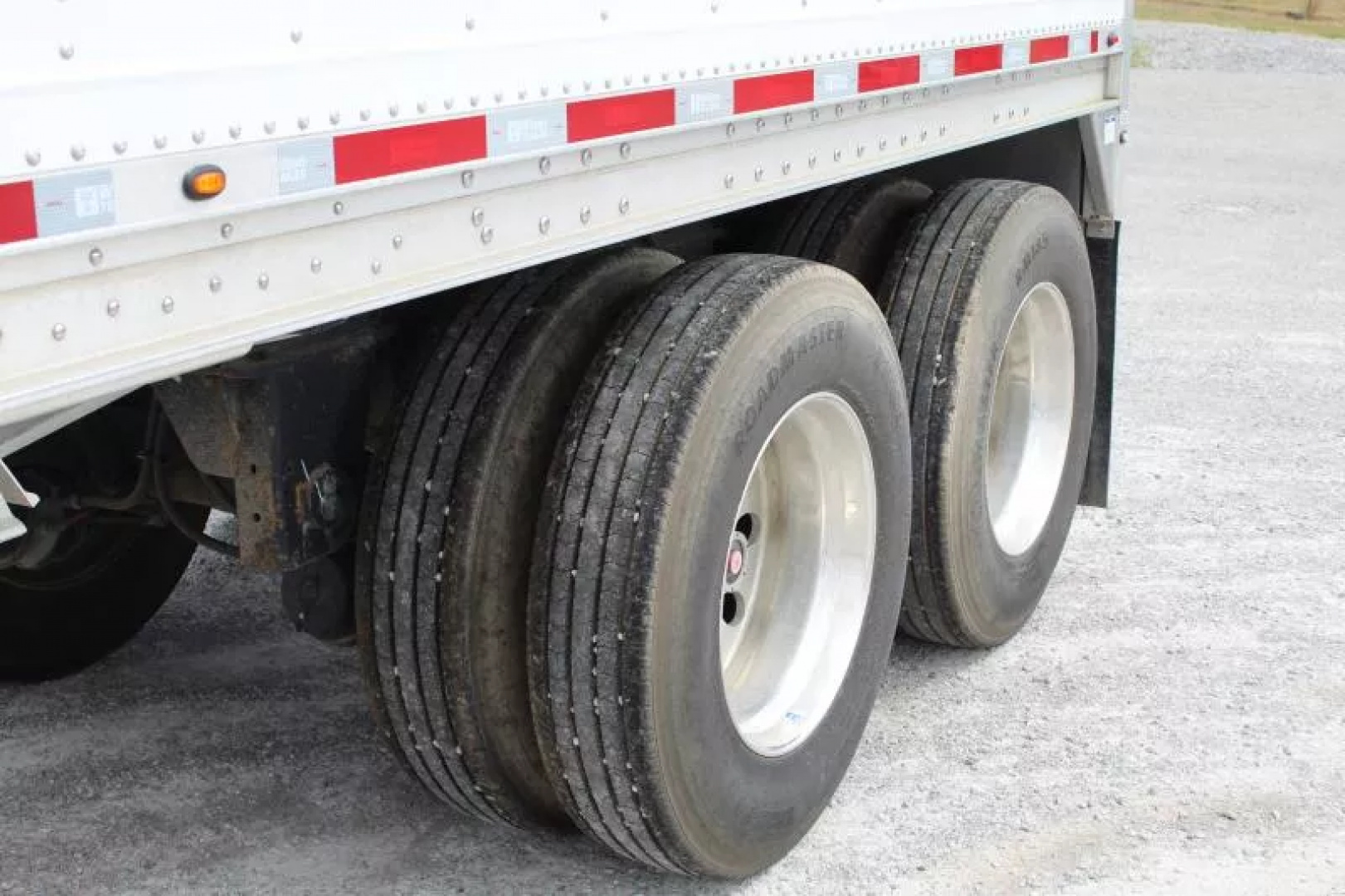 Used 2022 Wilson Trailer Company HOPPER BOTTOM