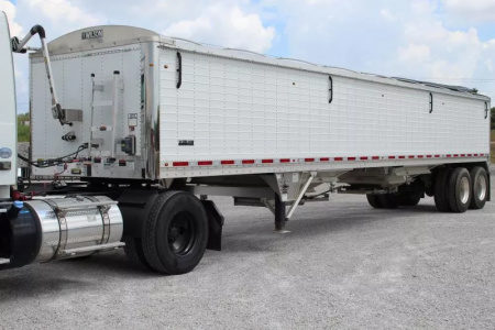 Used 2022 Wilson Trailer Company HOPPER BOTTOM