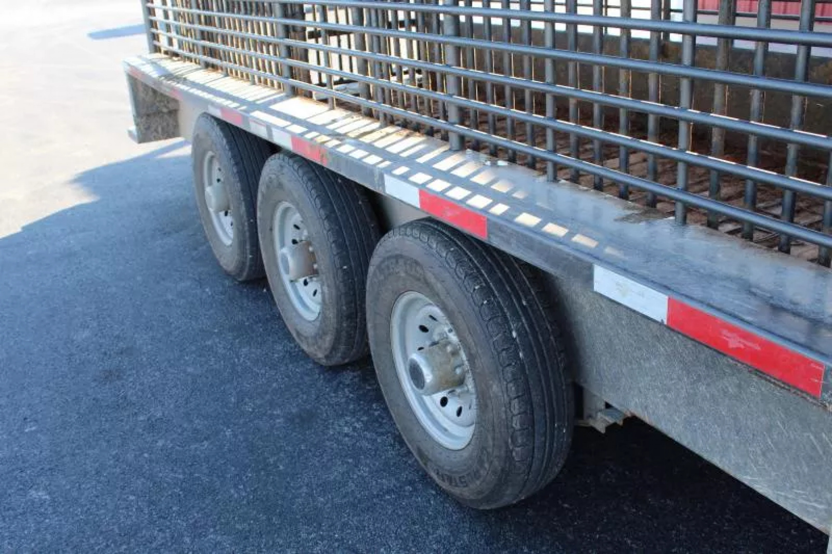 Used 2021 Gooseneck  Stock / Stock Combo Trailer