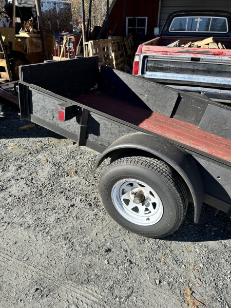 Used 2004 Other USED 4X8 Utility Trailer