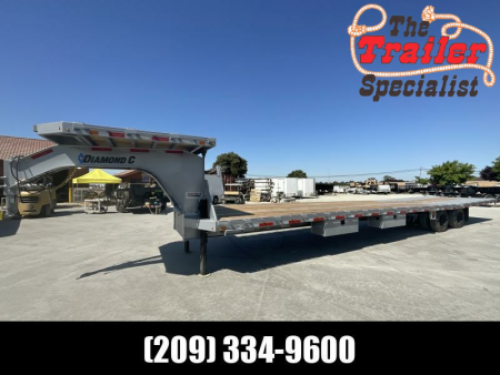 New 2024 Diamond C Trailers 8.5FT X 40FT 25.9K GVW Equipment Trailer