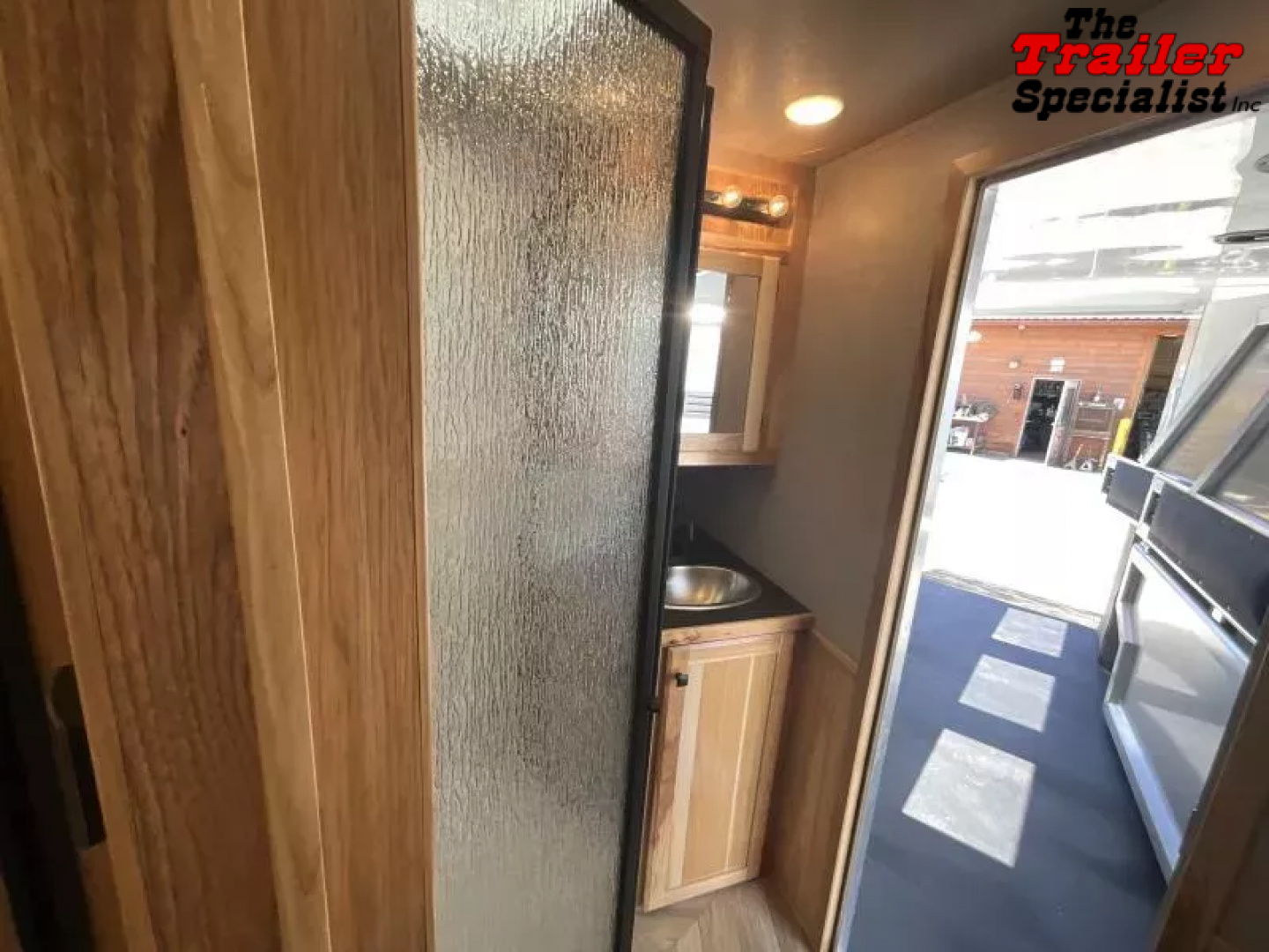 New 2026 Lakota COLT 13FT LQ 3H SLANT GN Horse Trailer