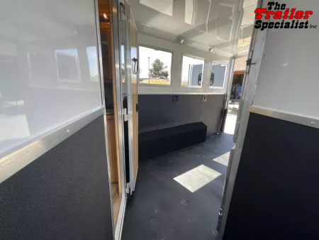 New 2026 Lakota COLT 13FT LQ 3H SLANT GN Horse Trailer