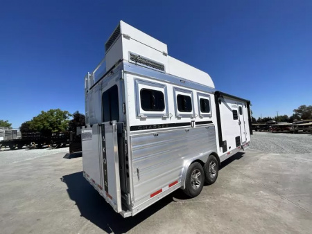 New 2026 Lakota CHARGER 3H SLANT 9FT LQ Horse Trailer