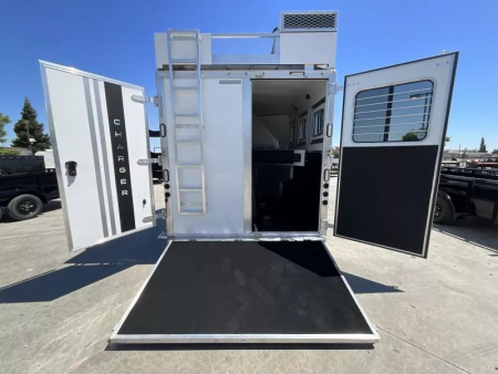 New 2026 Lakota CHARGER 3H SLANT 9FT LQ Horse Trailer