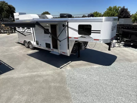 New 2026 Lakota CHARGER 3H SLANT 9FT LQ Horse Trailer