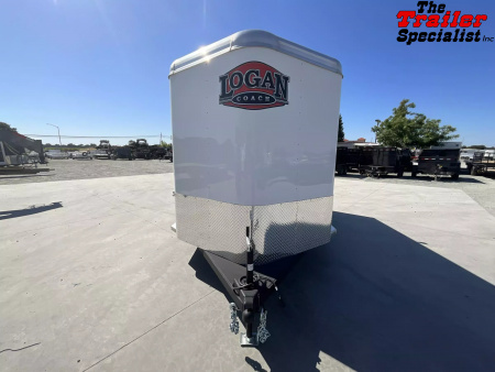 New 2025 Logan Coach BULLSEYE 2H BP Horse Trailer