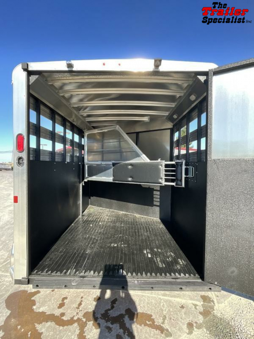 New 2023 Logan Coach 2 HORSE BULLSEYE COMBO BP Horse Trailer