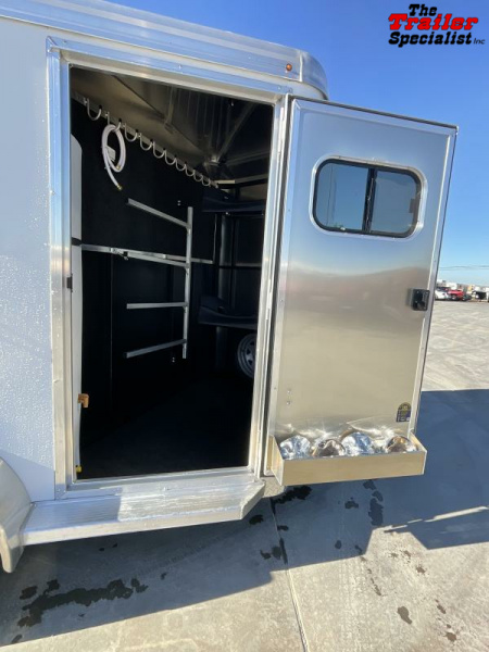 New 2023 Logan Coach 2 HORSE BULLSEYE COMBO BP Horse Trailer