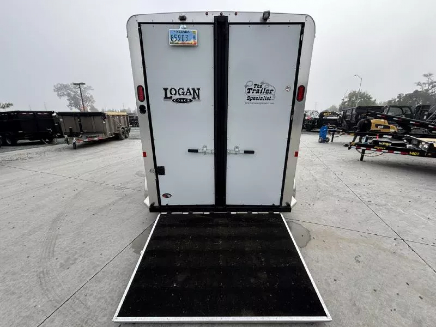 Used 2022 Logan Coach BULLSEYE 2 HORSE GN STRAIGHT LOAD Horse Trailer