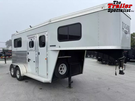 Used 2022 Logan Coach BULLSEYE 2 HORSE GN STRAIGHT LOAD Horse Trailer