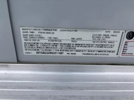 Used 2022 Logan Coach BULLSEYE 2 HORSE GN STRAIGHT LOAD Horse Trailer