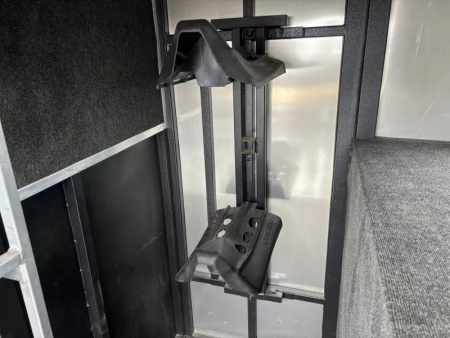 Used 2022 Logan Coach BULLSEYE 2 HORSE GN STRAIGHT LOAD Horse Trailer