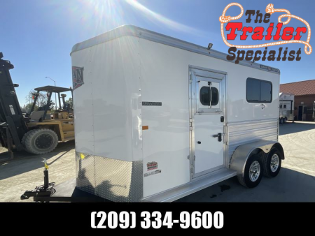 New 2025 Logan Coach BULLSEYE 2H BP STRAIGHT LOAD Horse Trailer