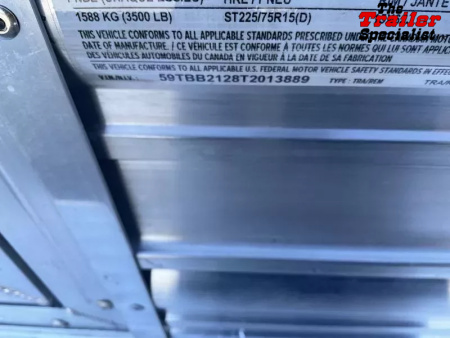 New 2026 Logan Coach BULLSEYE3BPXL Horse Trailer