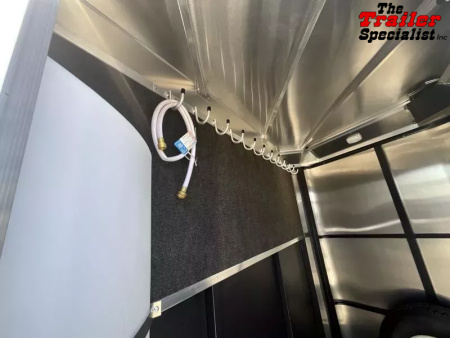 New 2026 Logan Coach BULLSEYE3BPXL Horse Trailer