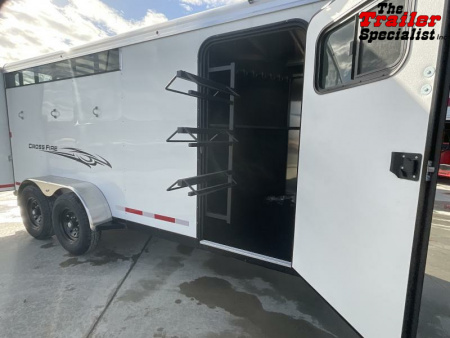 New 2025 Logan Coach CROSSFIRE 3 HORSE GN Horse Trailer