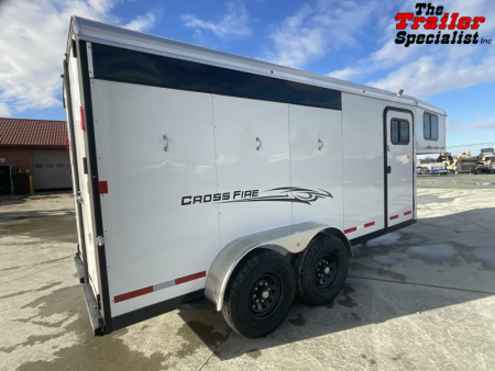 New 2025 Logan Coach CROSSFIRE 3 HORSE GN Horse Trailer