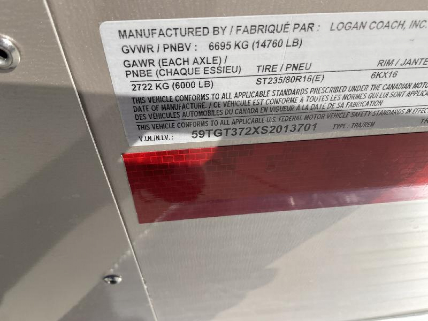 New 2025 Logan Coach 2+1 GOOSENECK STRAIGHT LOAD Horse Trailer