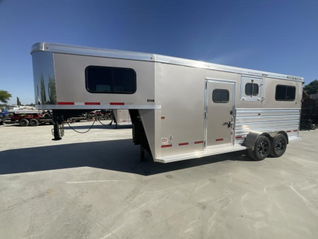 New 2025 Logan Coach 2+1 GOOSENECK STRAIGHT LOAD Horse Trailer