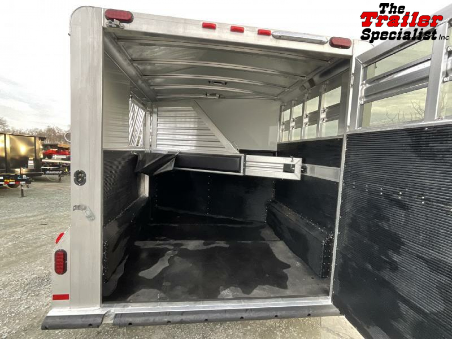 New 2023 Elite Trailers 2 HORSE BUMPERPULL Horse Trailer