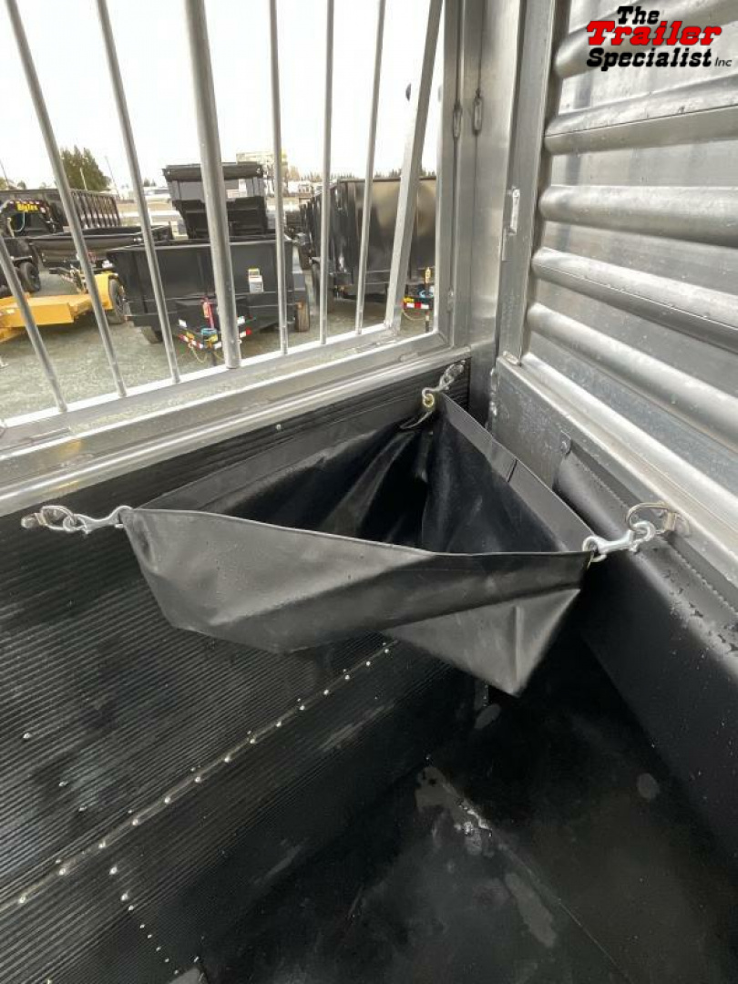 New 2023 Elite Trailers 2 HORSE BUMPERPULL Horse Trailer