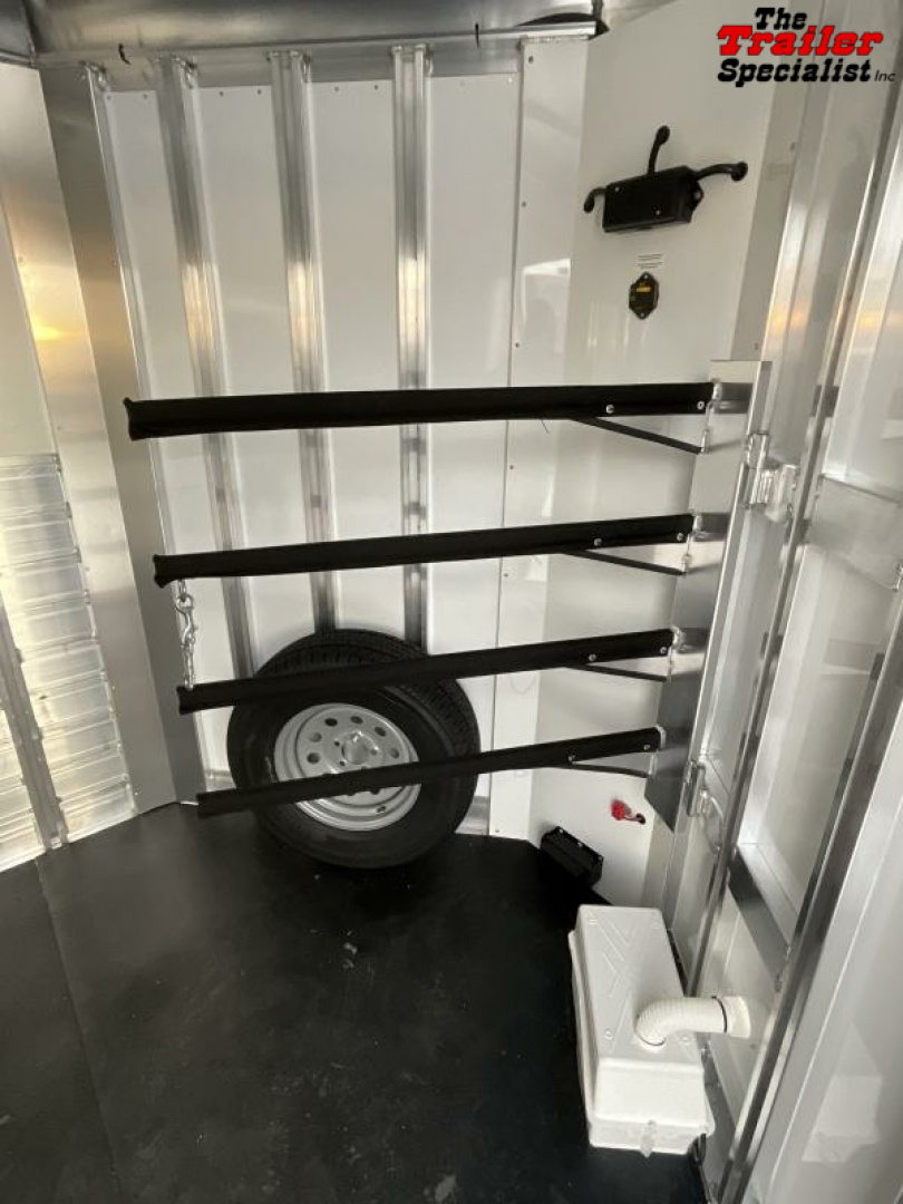New 2023 Elite Trailers 2 HORSE BUMPERPULL Horse Trailer