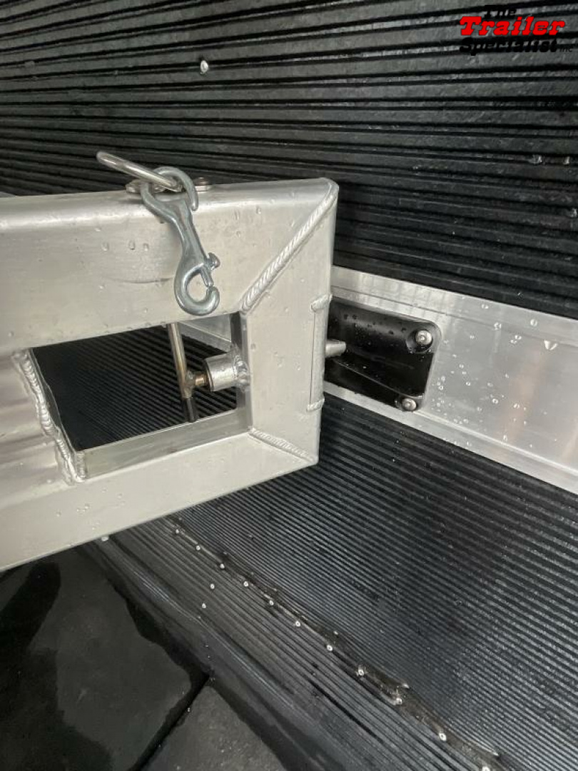 New 2023 Elite Trailers 2 HORSE BUMPERPULL Horse Trailer