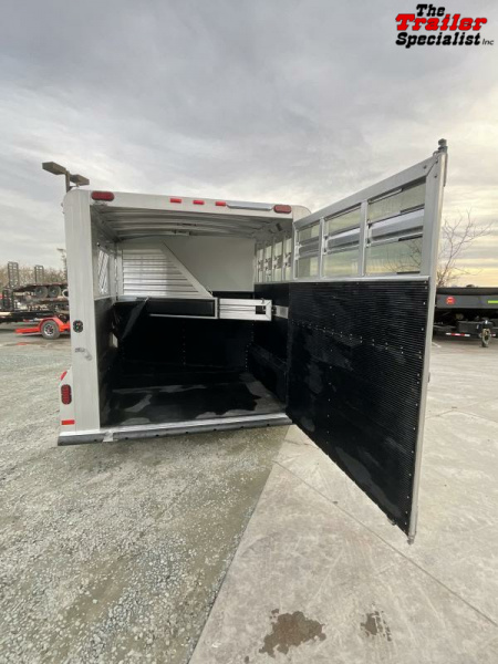 New 2023 Elite Trailers 2 HORSE BUMPERPULL Horse Trailer