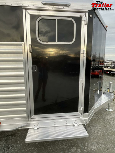 New 2023 Elite Trailers 2 HORSE BUMPERPULL Horse Trailer
