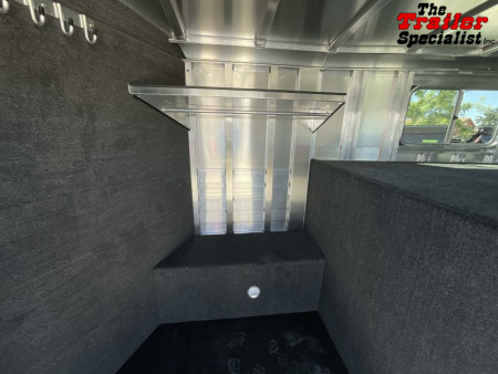 New 2024 Elite Trailers 4 HORSE GN Horse Trailer