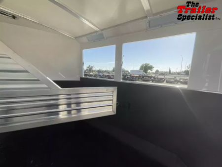 New 2025 Cimarron Trailers NORSTAR 2H BP SLANT Horse Trailer