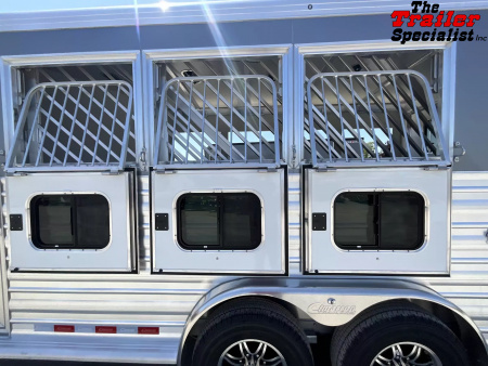 New 2026 Cimarron Trailers 4 HORSE SLANT GN Horse Trailer