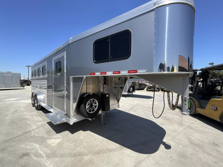 New 2026 Cimarron Trailers 4 HORSE SLANT GN Horse Trailer