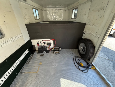 Used 2006 FEATHERLITE 8.5X32 RACE TRAILER