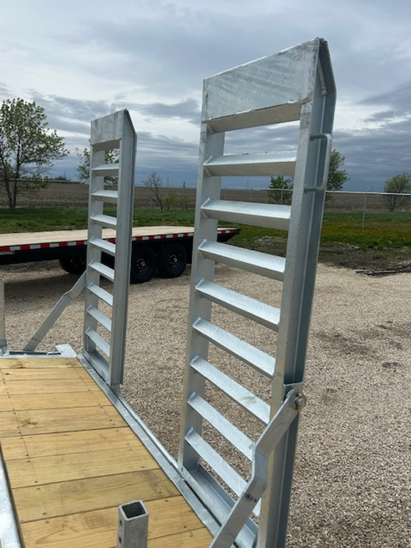 New 2026 Canada Trailers Galvanized 20FT Equipment Trailer