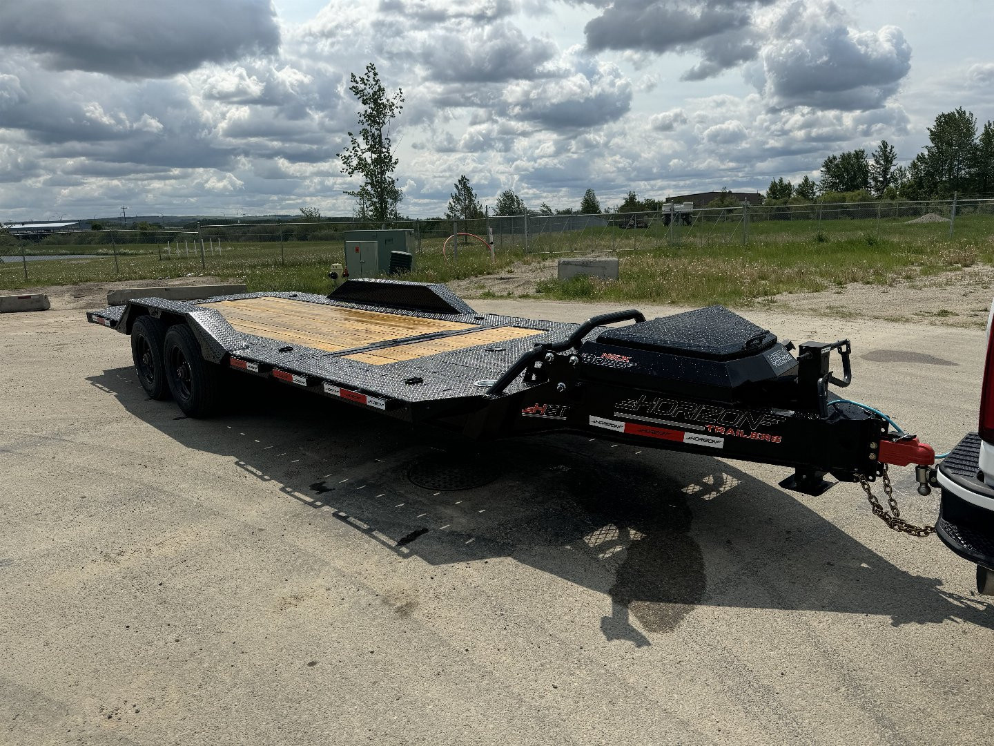 New 2026 Horizon Trailers HET 102''X22' Tiltdeck Trailer w/DriveOver Fenders 2-10k Torsion oil Bath axles Tilt Trailer