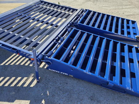 New 2026 Load Trail 16K 30' Gooseneck Max Ramps/ Ratchet Rail