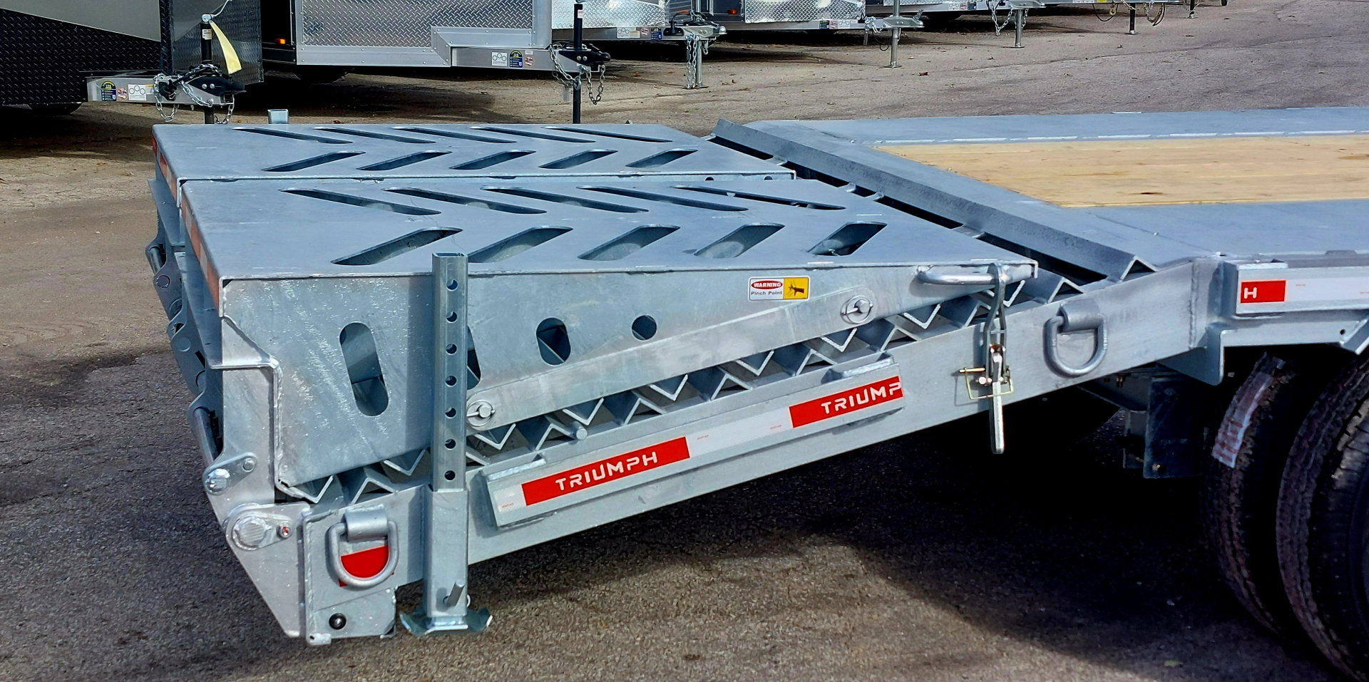 New 102 X 20 + 5 GALVANIZED EQUIPMENT TRAILER 12 K AXLES HYDRAULIC JACKS 19730# PAYLOAD