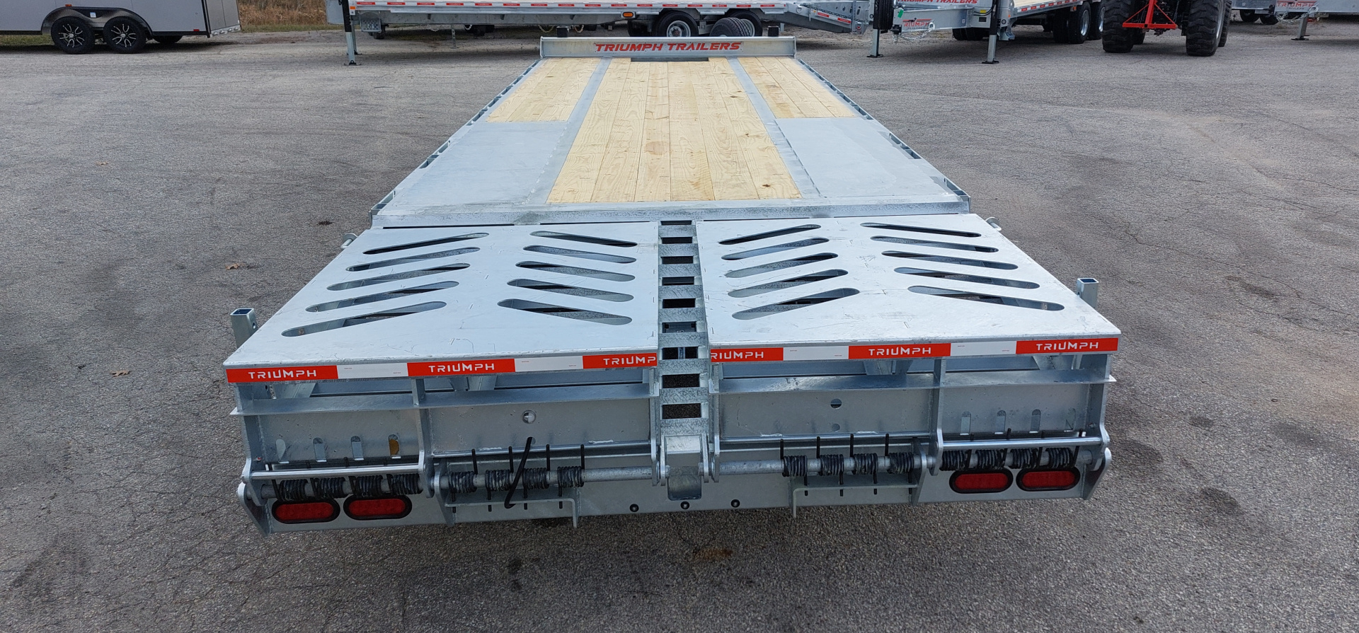 New 102 X 20 + 5 GALVANIZED EQUIPMENT TRAILER 12 K AXLES HYDRAULIC JACKS 19730# PAYLOAD