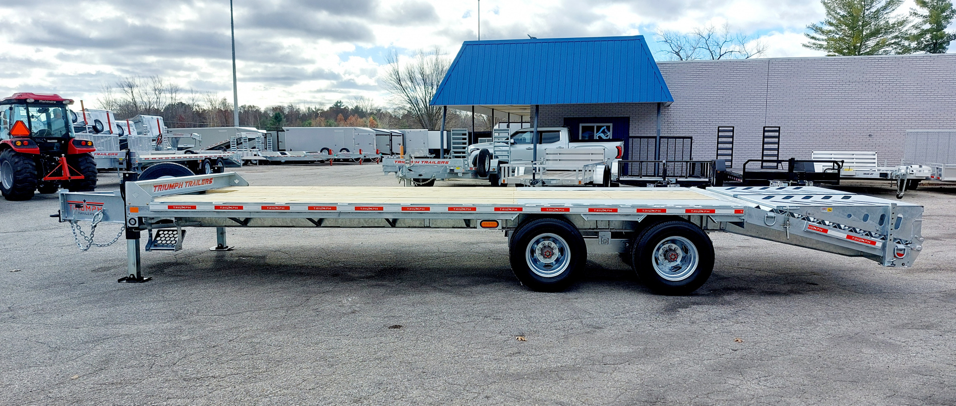 New 102 X 20 + 5 GALVANIZED EQUIPMENT TRAILER 12 K AXLES HYDRAULIC JACKS 19730# PAYLOAD