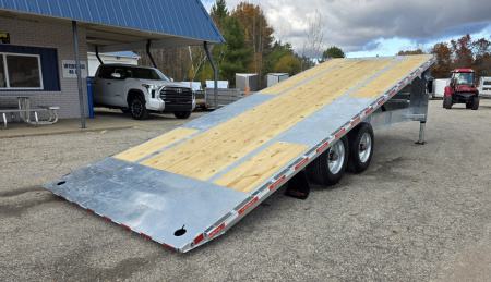 New 102 X 24 FULL TILT GALVANIZED 10 K AXLES GOOSENECK DECKOVER TRUMPH 2026
