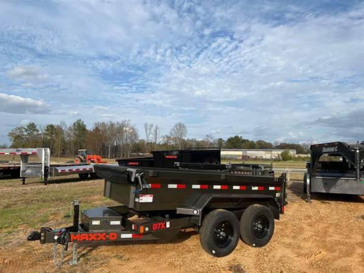 New 2023 MAXXD D6X6010