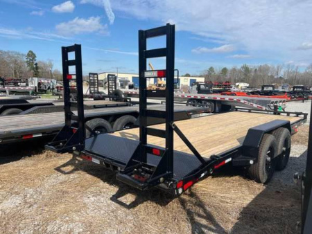 New 2023 MAXXD C6X8320