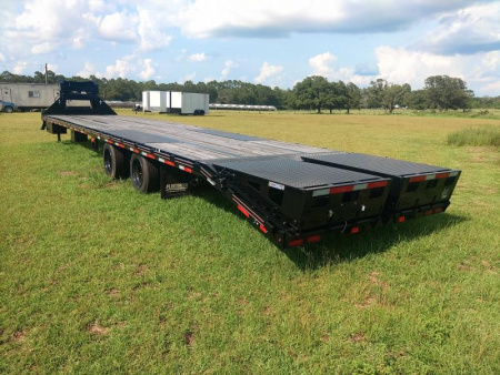 New 2023 Diamond C Trailers FMAX212 40' Flatbed Trailer