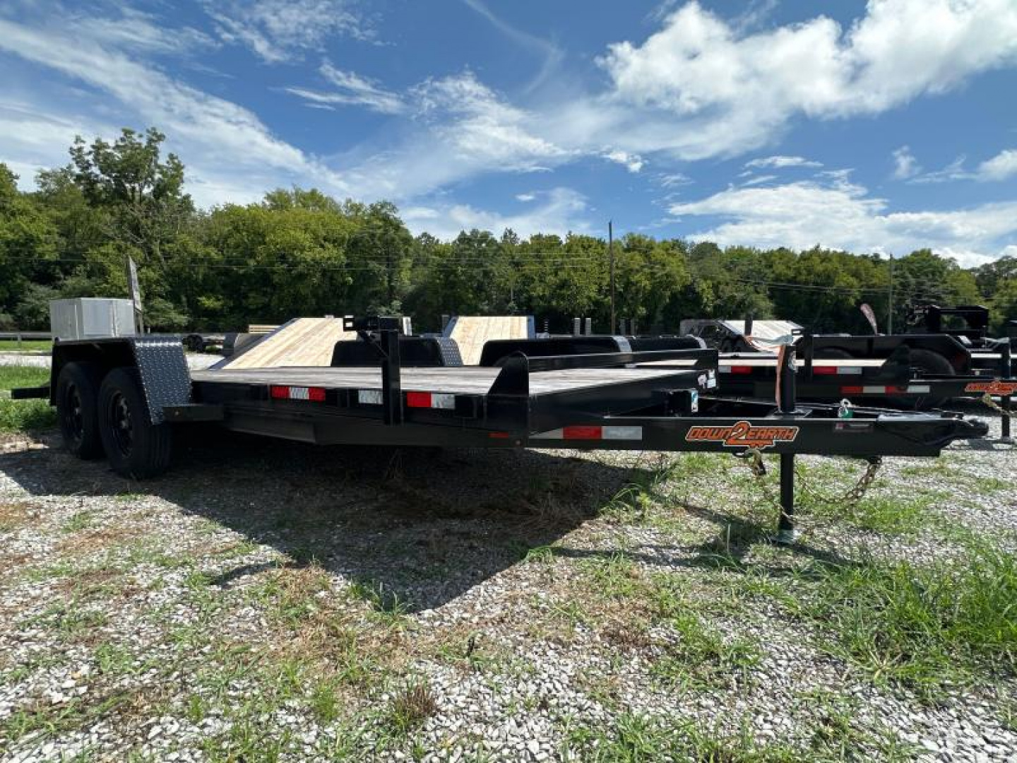 New 2024 Down 2 Earth Trailers 8218WCH3.5B Car Hauler