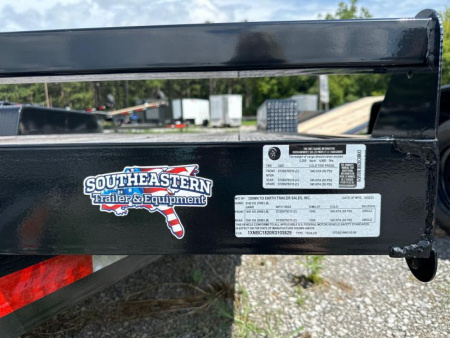 New 2024 Down 2 Earth Trailers 8218WCH3.5B Car Hauler