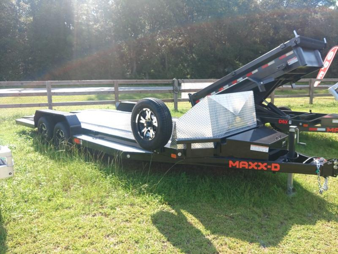 New 2024 MAXXD N5X8320 Car Hauler